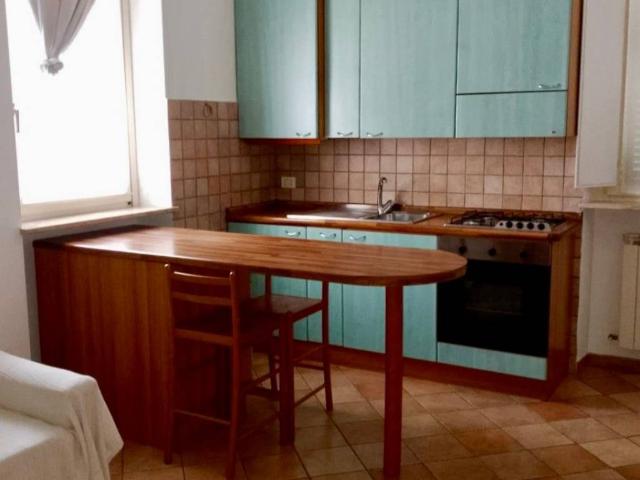 Appartamento in vendita a Pesaro, Pesaro E Urbino