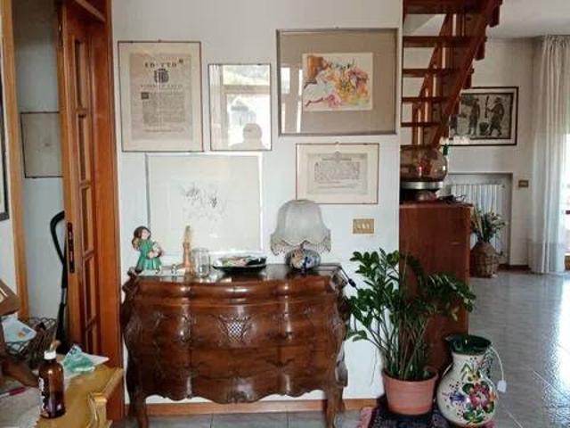 Villa Indipendente in vendita a Villa Fastiggi, Marche