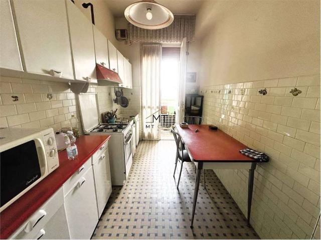 Appartamento in vendita a Centro Storico, Marche