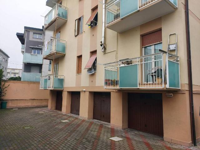 Appartamento in vendita a Marche, Pesaro E Urbino