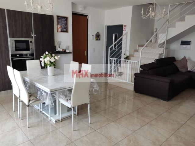 Appartamento in vendita a Pesaro, Pesaro E Urbino