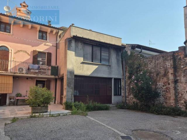 Appartamento in vendita a Pescantina, Veneto