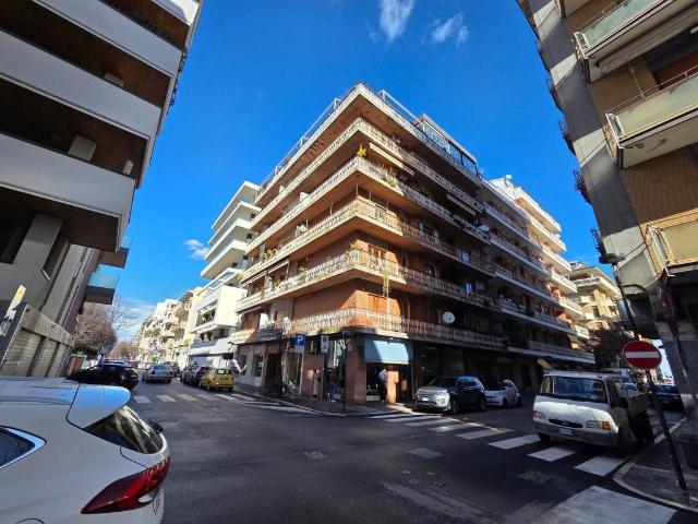 Appartamento in vendita a Pescara, Abruzzo