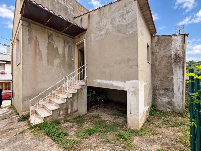 Appartamento in vendita a C.da Colle Cervone, Pescara