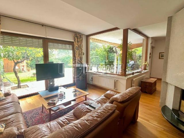 Villa Schiera in vendita a Pescara Colli, Pescara