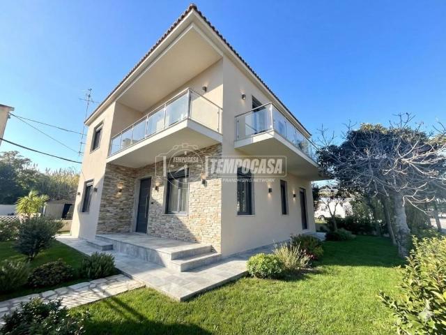 Villa Indipendente in vendita a Montesilvano, Abruzzo