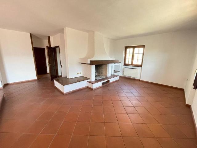 Appartamento in vendita a Pescate, Lecco