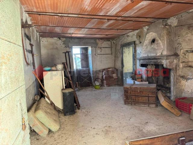 Appartamento in vendita a Pesche, Molise