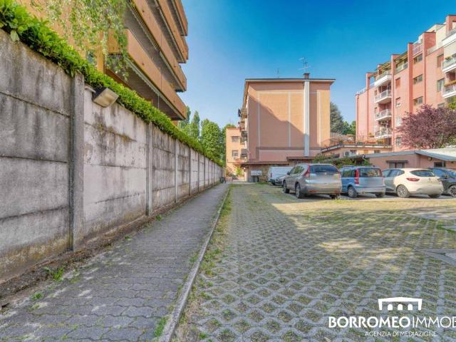 Appartamento in vendita a Peschiera Borromeo, Lombardia