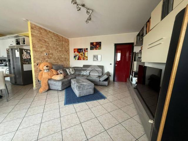 Appartamento in vendita a Mezzate, Peschiera Borromeo