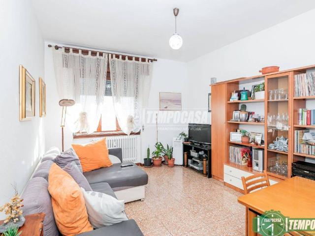 Appartamento in vendita a Peschiera Borromeo, Lombardia