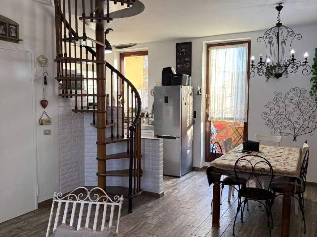 Appartamento in vendita a Mezzate, Peschiera Borromeo