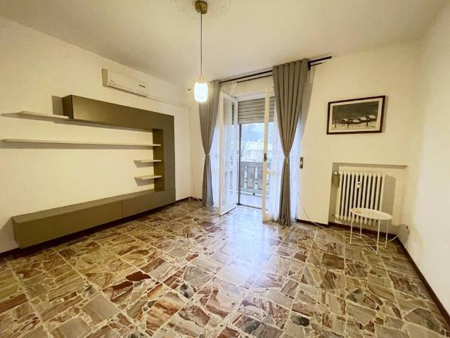 Appartamento in vendita a Peschiera Borromeo, Lombardia