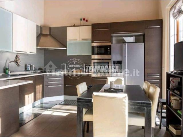 Appartamento in vendita a Mezzate, Peschiera Borromeo