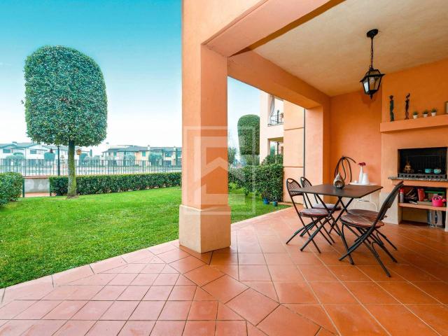 Appartamento in vendita a Peschiera Del Garda, Veneto