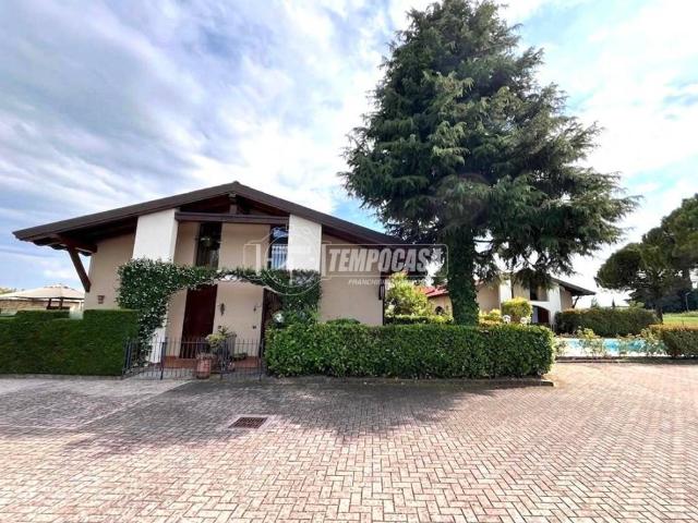 Appartamento in vendita a Peschiera Del Garda, Veneto
