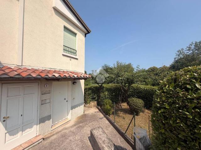 Appartamento in vendita a Peschiera Del Garda, Veneto