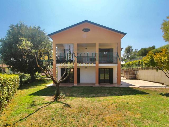 Appartamento in vendita a Ponti Sul Mincio, Lombardia