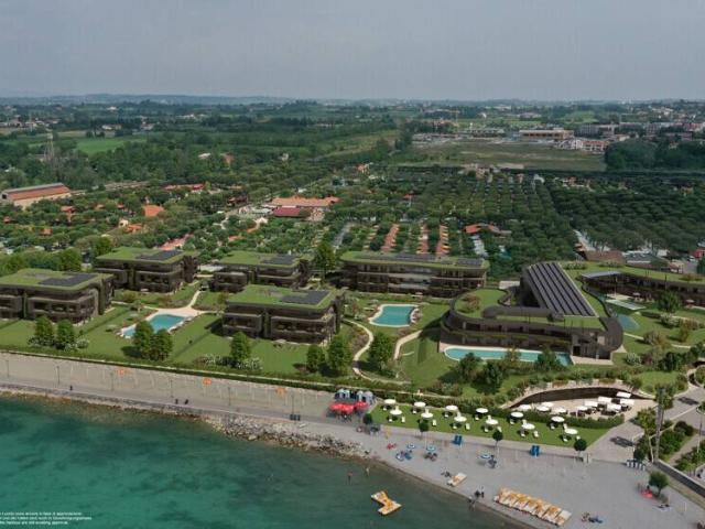 Appartamento in vendita a Peschiera Del Garda, Veneto