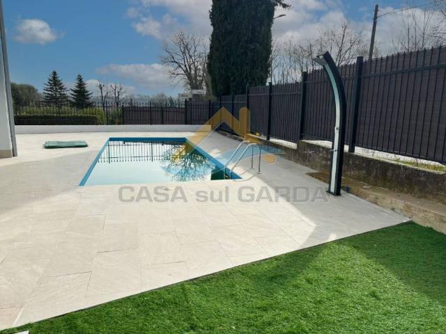 Appartamento in vendita a Boschetti, Peschiera Del Garda