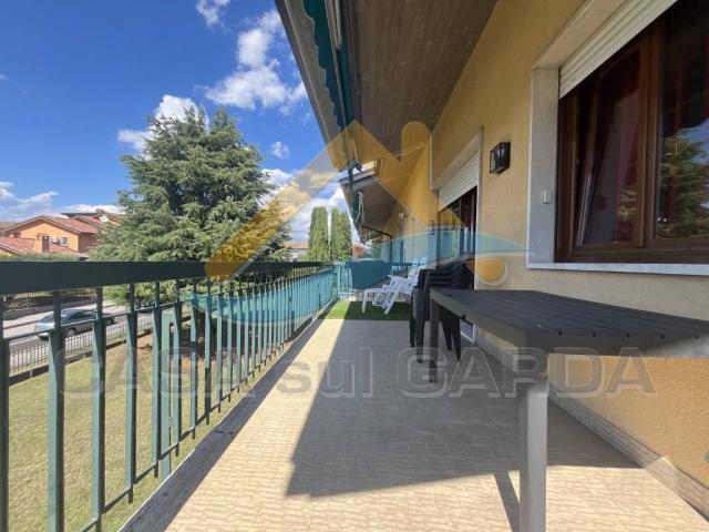 Appartamento in vendita a Peschiera del Garda, Verona