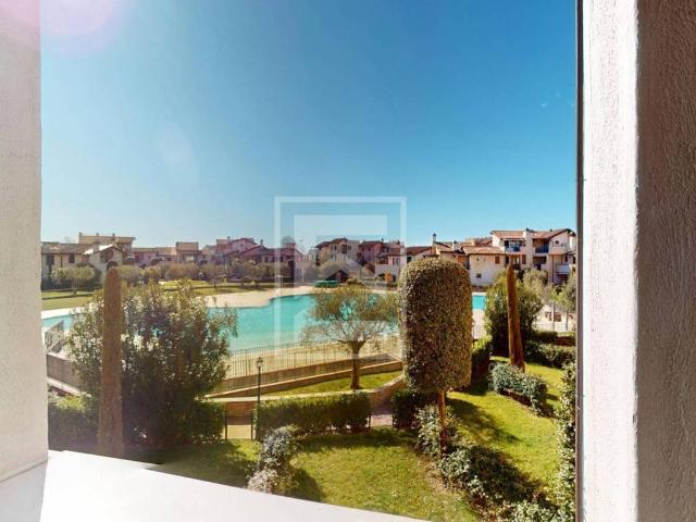 Appartamento in vendita a Peschiera Del Garda, Veneto