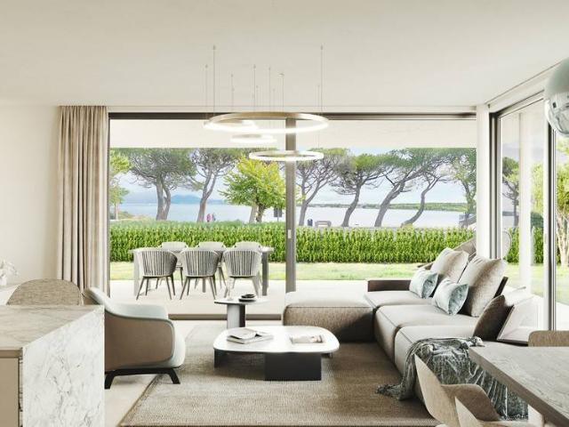 Appartamento in vendita a Peschiera Del Garda, Veneto