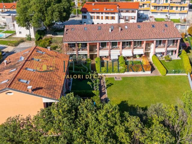 Appartamento in vendita a Peschiera Del Garda, Veneto