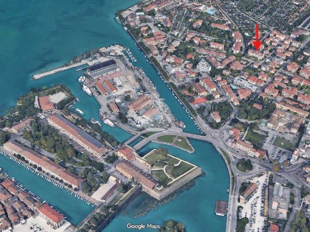 Appartamento in vendita a Peschiera Del Garda, Veneto