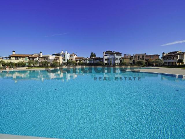 Appartamento in vendita a Peschiera Del Garda, Veneto