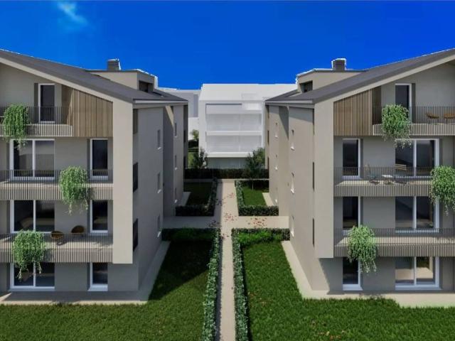 Appartamento in vendita a Peschiera Del Garda, Veneto