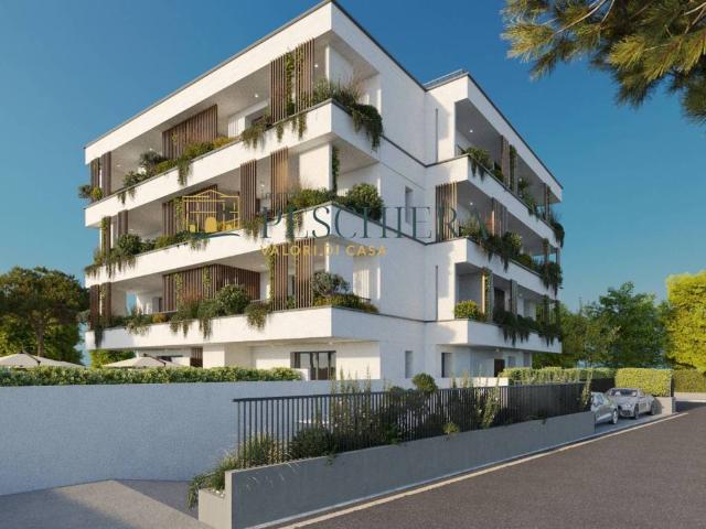 Appartamento in vendita a Peschiera Del Garda, Veneto