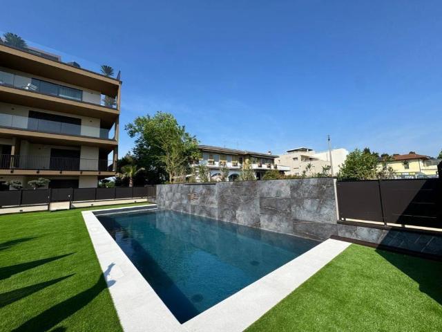 Appartamento in vendita a Peschiera Del Garda, Veneto