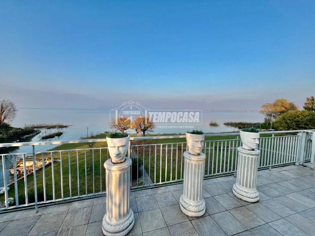 Appartamento in vendita a Peschiera Del Garda, Veneto