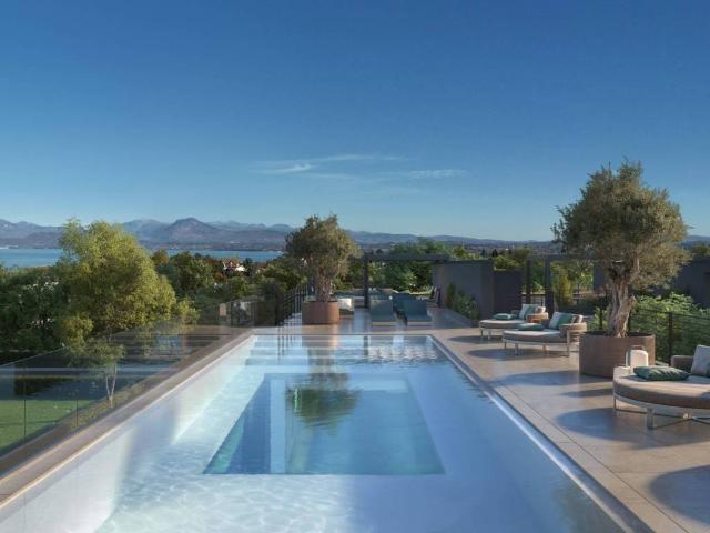 Appartamento in vendita a Peschiera Del Garda, Veneto