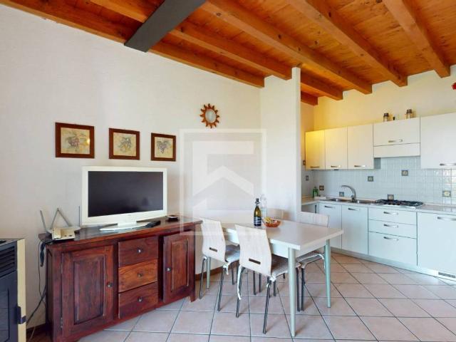 Appartamento in vendita a Peschiera Del Garda, Veneto