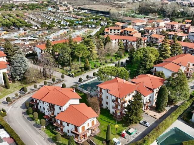 Appartamento in vendita a Peschiera Del Garda, Veneto