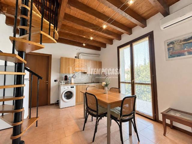 Appartamento in vendita a San Benedetto di Lugana, Peschiera del Garda