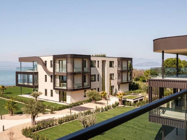 Appartamento in vendita a Peschiera Del Garda, Veneto