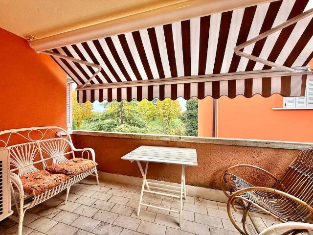 Appartamento in vendita a Peschiera Del Garda, Veneto