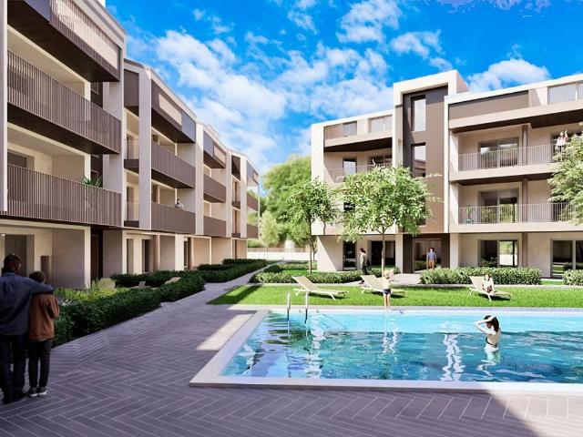 Appartamento in vendita a Peschiera Del Garda, Veneto