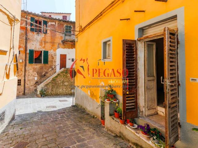 Appartamento in vendita a Collecchio, Uzzano E Castello