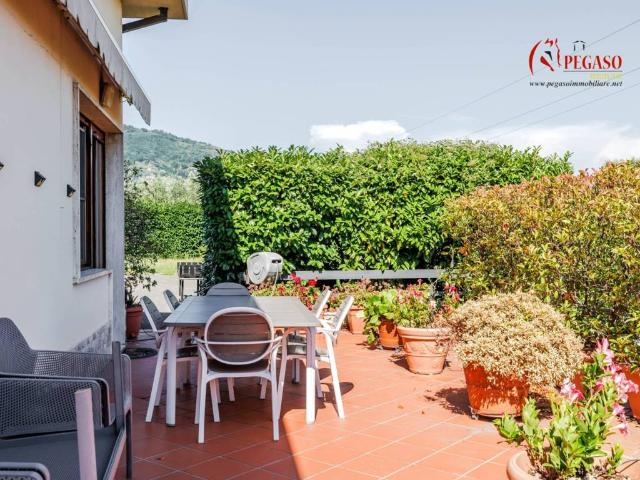 Appartamento in vendita a Uzzano E Castello, Toscana