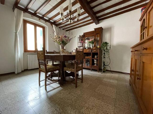 Appartamento in vendita a Collecchio, Uzzano E Castello