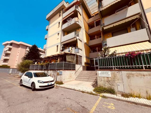 Appartamento in vendita a Uzzano E Castello, Toscana