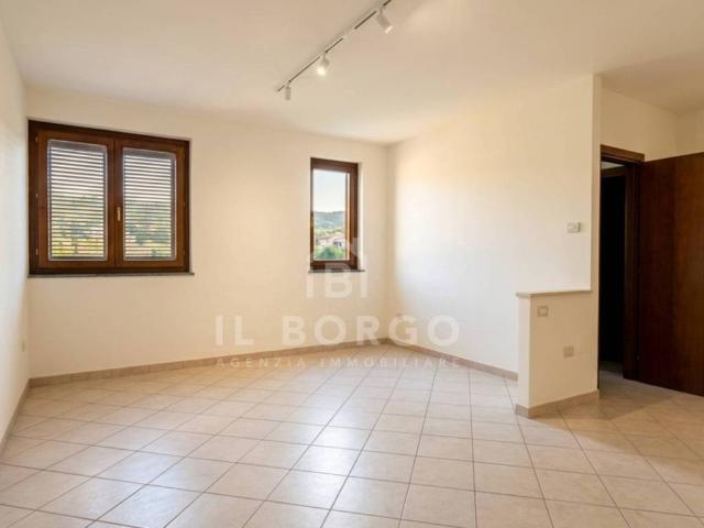 Appartamento in vendita a Uzzano E Castello, Toscana