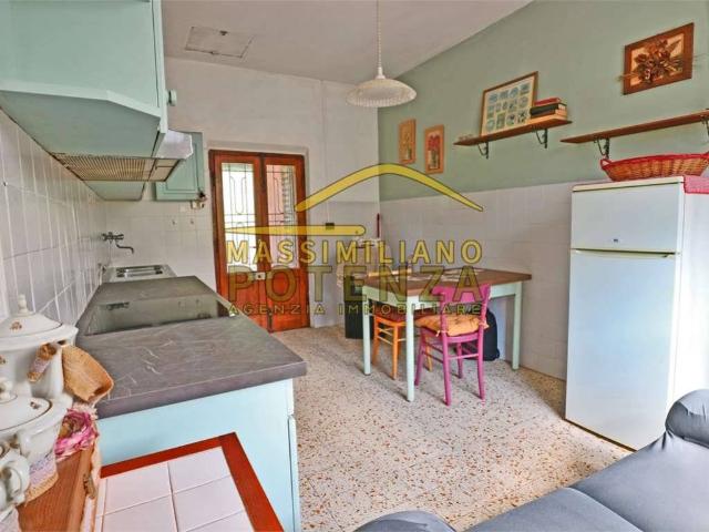 Appartamento in vendita a Uzzano E Castello, Toscana