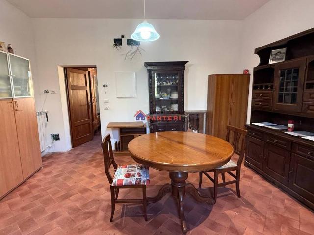 Appartamento in vendita a Ricciano, Uzzano E Castello