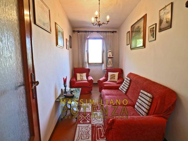Appartamento in vendita a Uzzano E Castello, Toscana