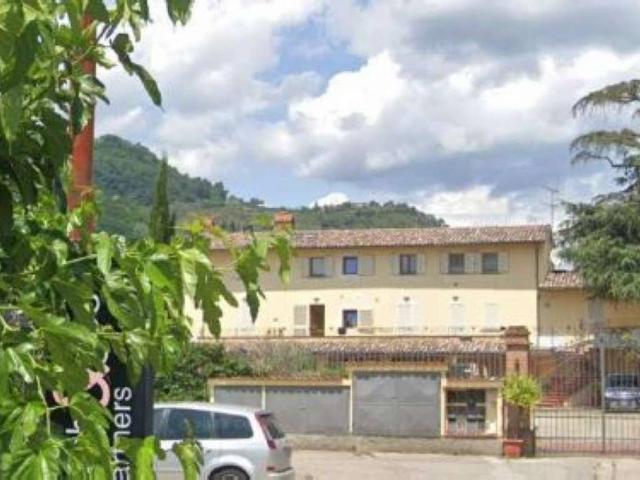 Appartamento in vendita a Uzzano E Castello, Toscana